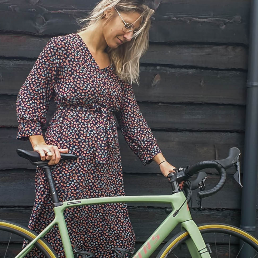 Custom dames racefiets | groen met roze | Fons Bikes